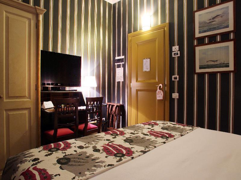 Hotel Room Mate Collection Isabella, Florence